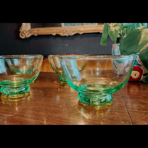 Retro Mid Century Pedestal Glass Bowls - Picture 1 of 8